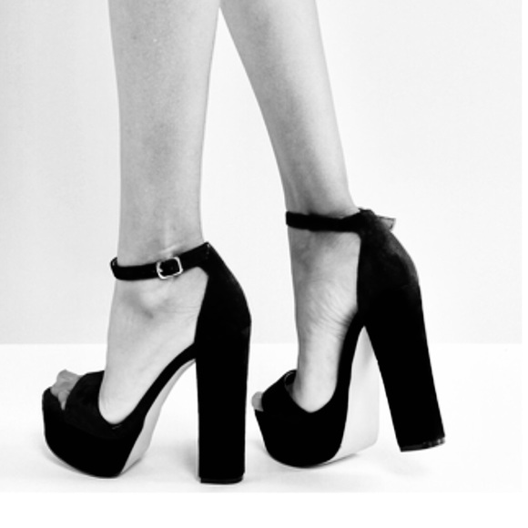 steve madden black platform heels